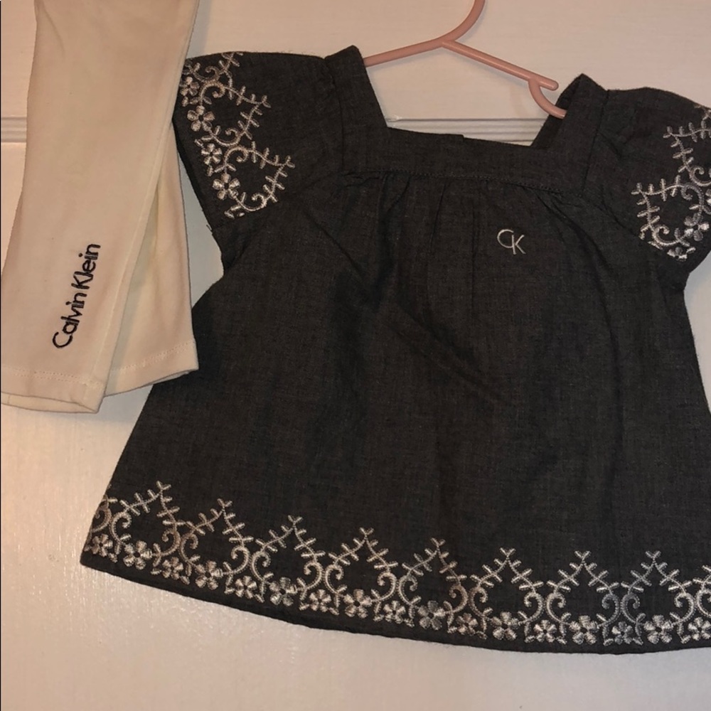 Never worn Calvin Klein matching set. 3-6months